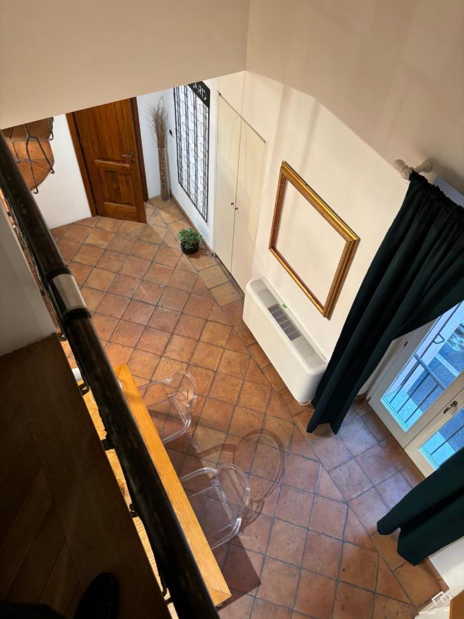 Boutique Rooms Trastevere Рим Екстер'єр фото